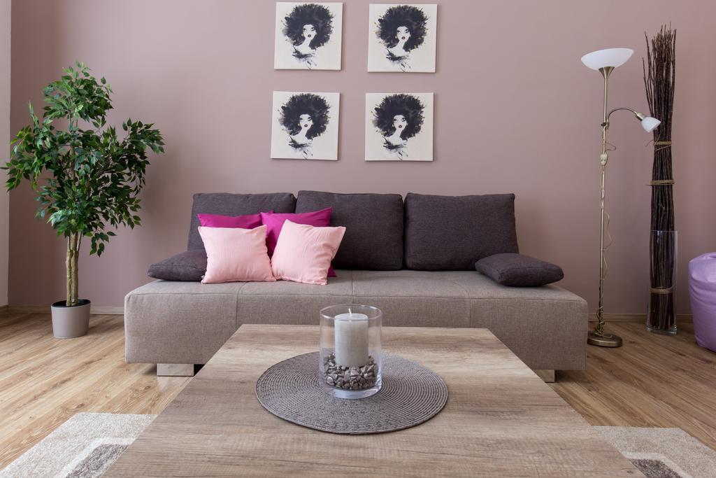 Bpm: Dob70 Classic Apartment In Downtown Budapest Bilik gambar